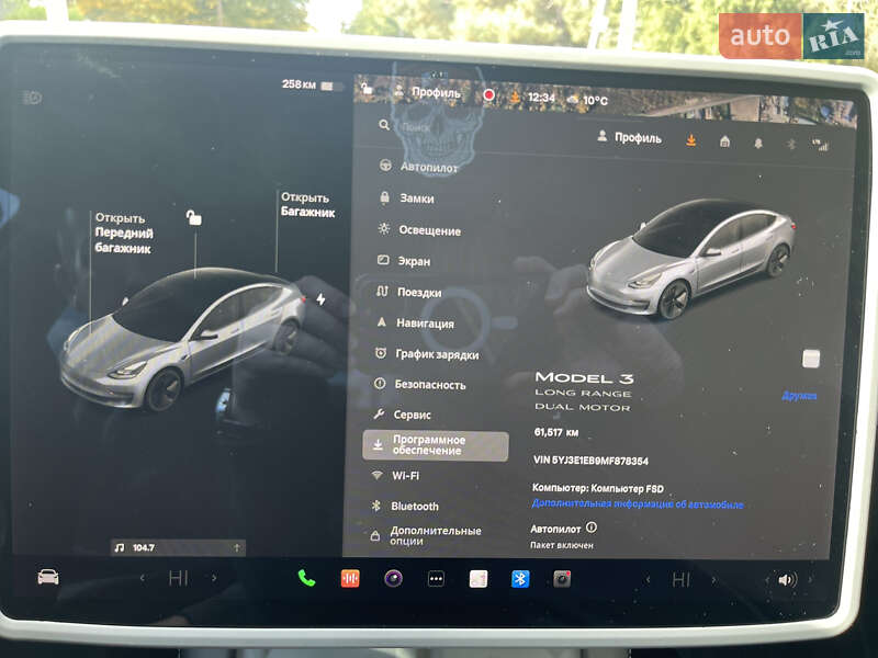 Седан Tesla Model 3 2020 в Львове