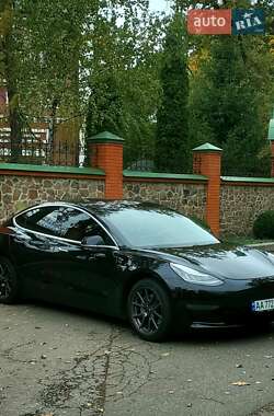 Седан Tesla Model 3 2019 в Києві