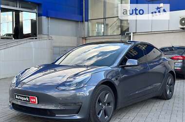 Седан Tesla Model 3 2023 в Одессе