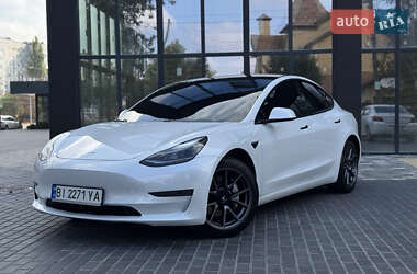 Седан Tesla Model 3 2021 в Полтаве