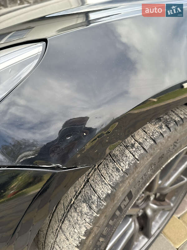 Седан Tesla Model 3 2018 в Чернігові