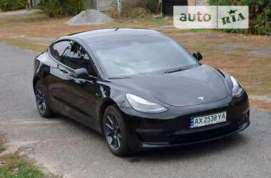 Седан Tesla Model 3 2021 в Харкові