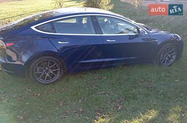 Седан Tesla Model 3 2018 в 
