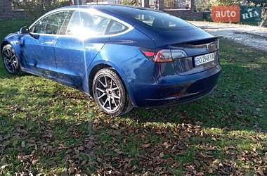 Седан Tesla Model 3 2018 в 