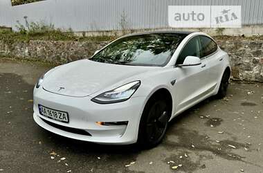 Седан Tesla Model 3 2019 в Києві