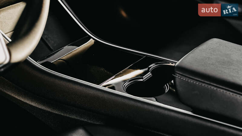 Седан Tesla Model 3 2020 в Ровно фото 25 Седан Tesla Model 3 2020 в Ровно