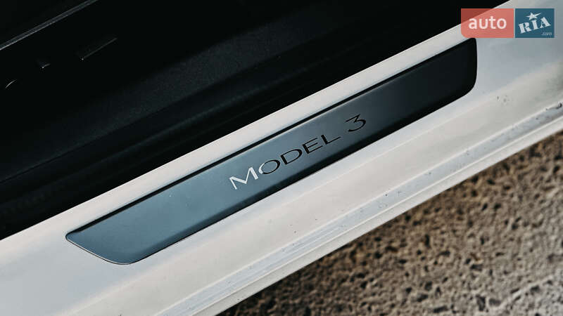 Седан Tesla Model 3 2020 в Рівному фото 16 Седан Tesla Model 3 2020 в Рівному