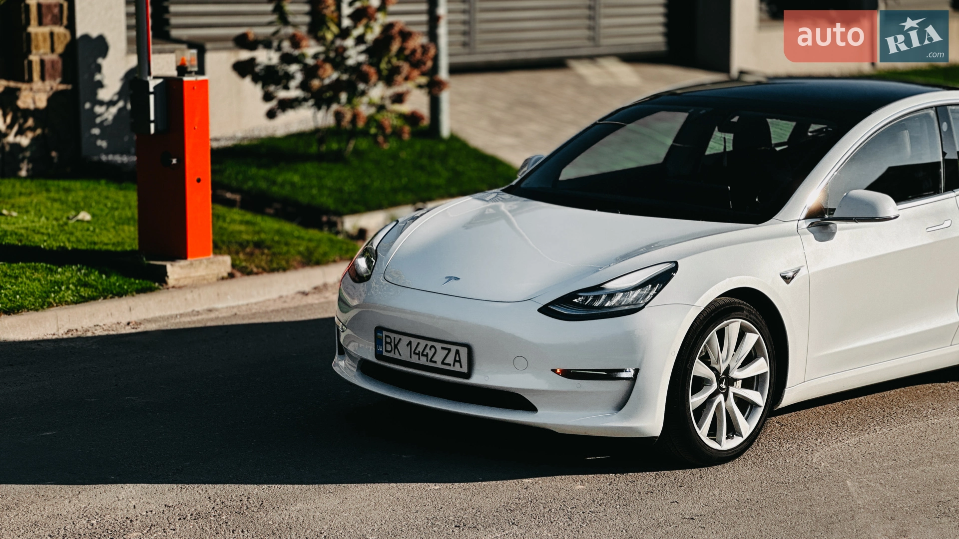 2020 Tesla Model 3 - мініатюра 6