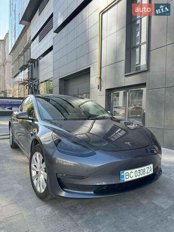 Tesla Model 3 2018