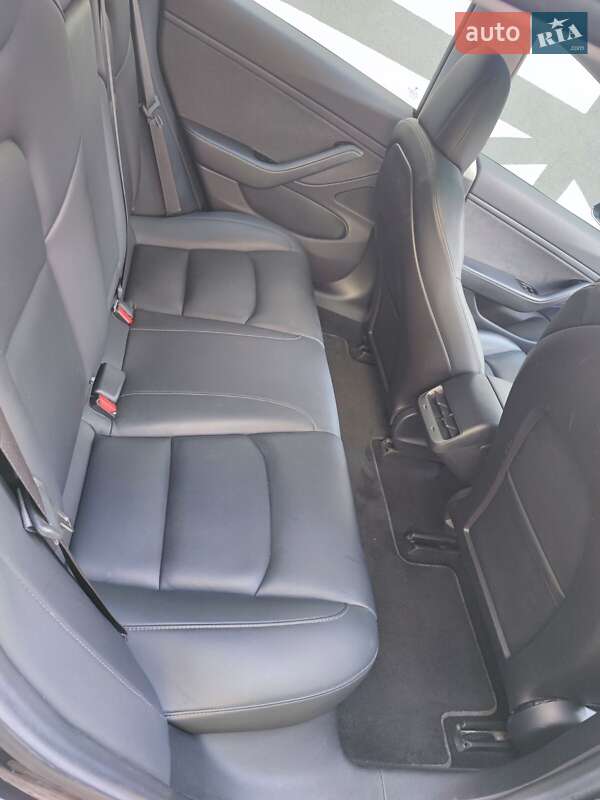 Седан Tesla Model 3 2018 в Львові фото 11 Седан Tesla Model 3 2018 в Львові