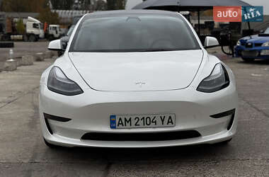 Седан Tesla Model 3 2022 в Житомире