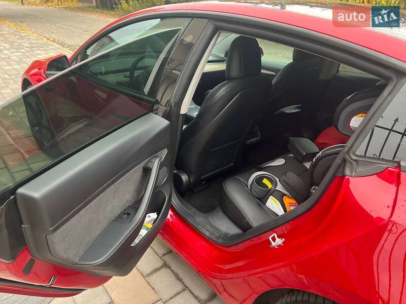 Седан Tesla Model 3 2022 в Киеве фото 9 Седан Tesla Model 3 2022 в Киеве