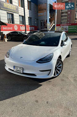 Седан Tesla Model 3 2019 в 