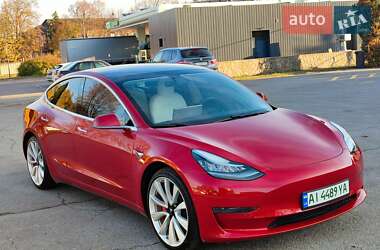 Седан Tesla Model 3 2019 в Білій Церкві