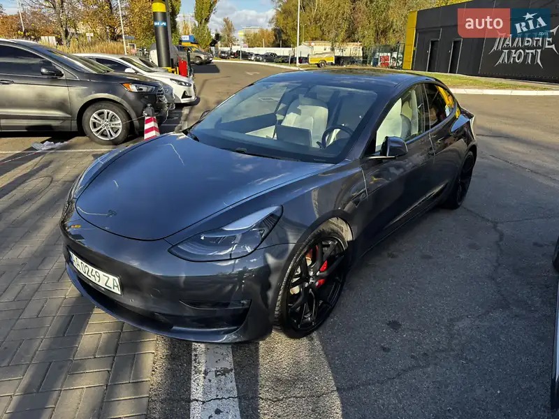 Tesla Model 3