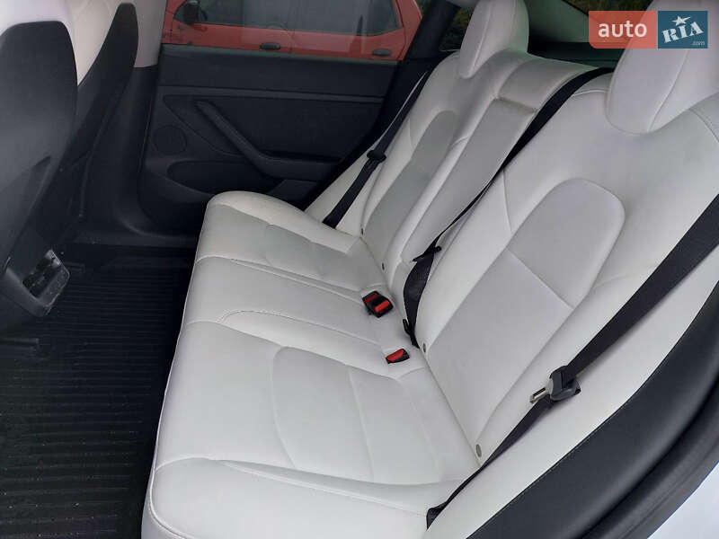 Седан Tesla Model 3 2021 в Кременце фото 19 Седан Tesla Model 3 2021 в Кременце