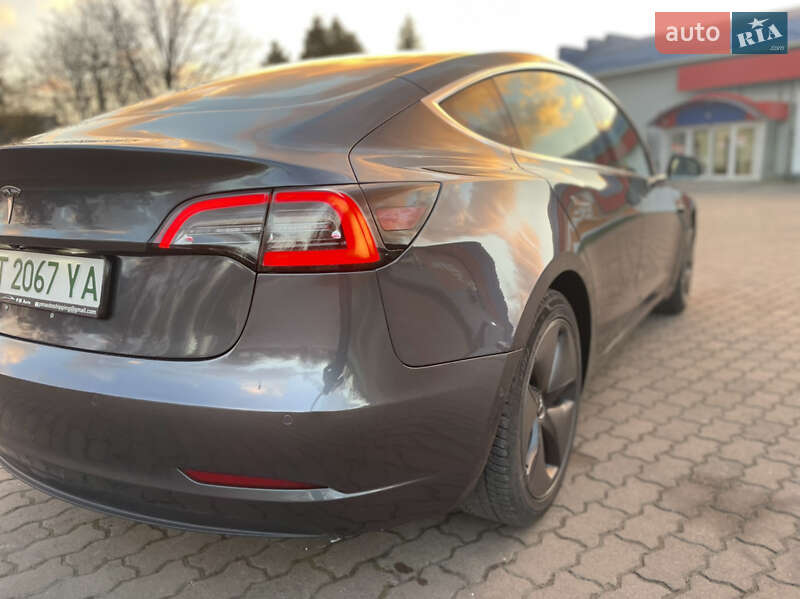 Седан Tesla Model 3 2018 в Бурштині фото 9 Седан Tesla Model 3 2018 в Бурштині