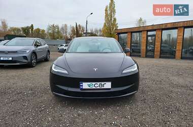 Седан Tesla Model 3 2024 в Киеве