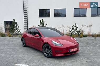 Седан Tesla Model 3 2022 в Луцке