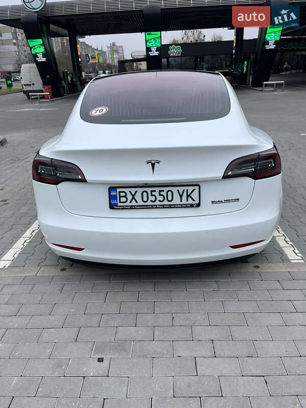 Седан Tesla Model 3 2018 в Хмельницькому