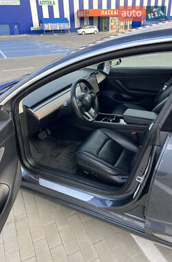 Седан Tesla Model 3 2018 в 