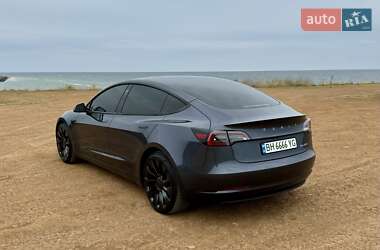 Седан Tesla Model 3 2023 в Одесі