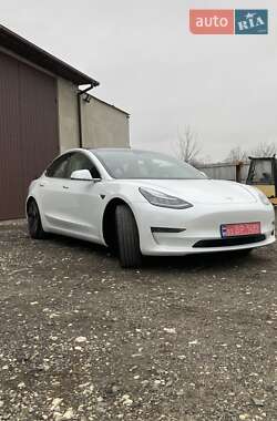 Седан Tesla Model 3 2020 в Луцьку