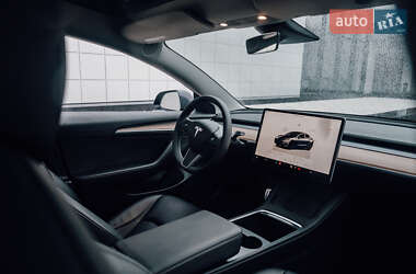 Седан Tesla Model 3 2022 в Кременчуге