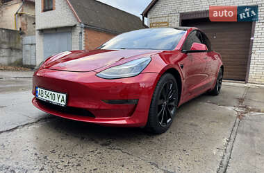 Седан Tesla Model 3 2020 в Вінниці