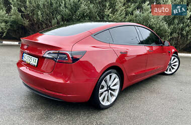 Седан Tesla Model 3 2020 в Киеве