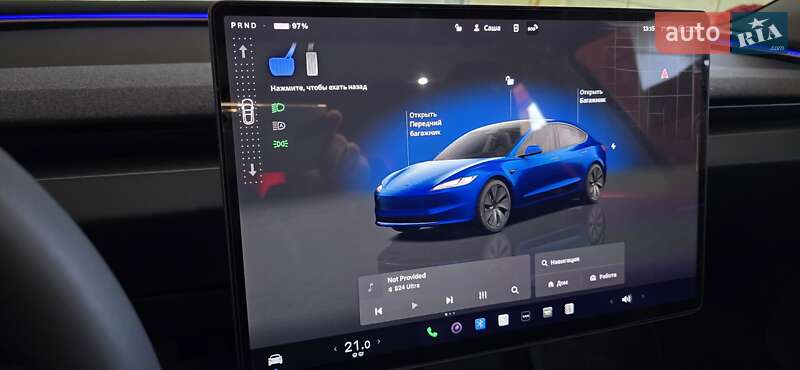 Седан Tesla Model 3 2023 в Днепре