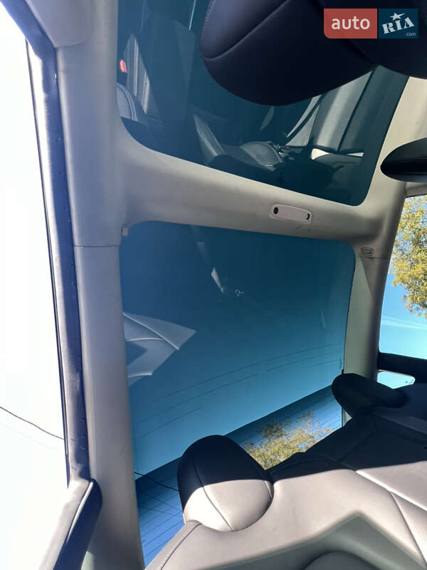 Седан Tesla Model 3 2022 в Одессе