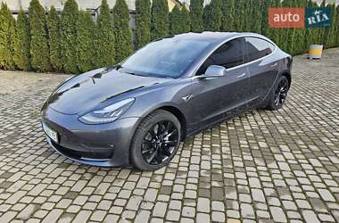 Седан Tesla Model 3 2019 в Червонограде