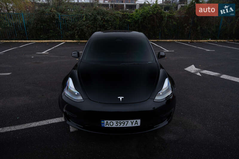 Tesla Model 3 2023