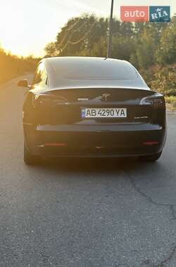 Седан Tesla Model 3 2020 в Вінниці