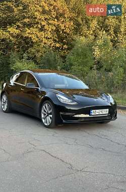 Седан Tesla Model 3 2020 в Вінниці