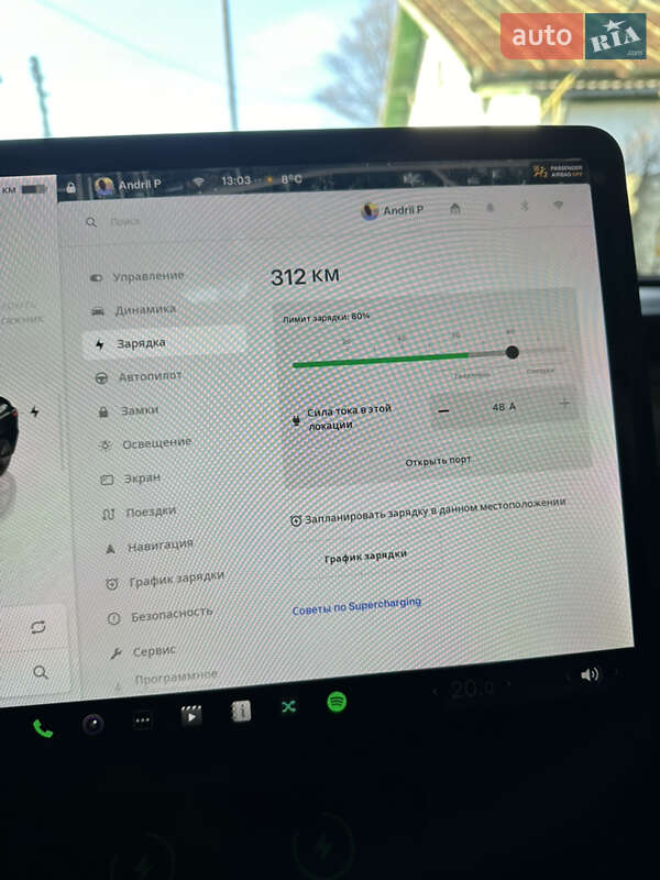 Седан Tesla Model 3 2022 в Дрогобыче