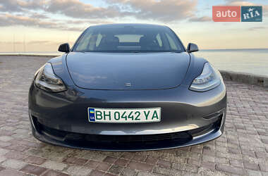 Седан Tesla Model 3 2018 в 