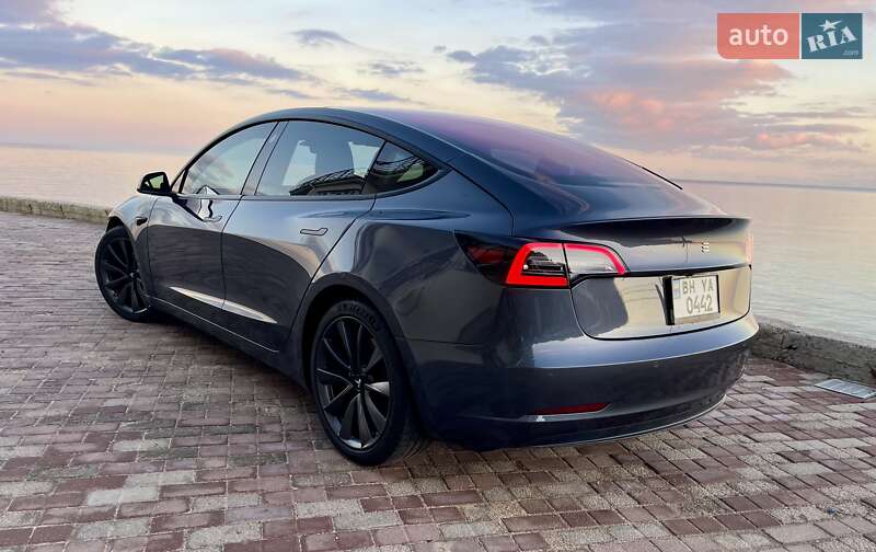 Седан Tesla Model 3 2018 в 
