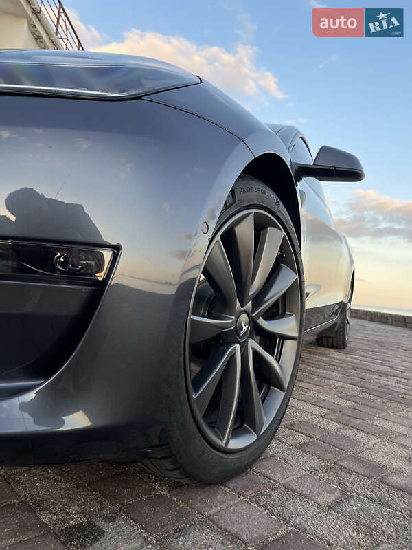Седан Tesla Model 3 2018 в Одессе