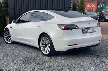 Седан Tesla Model 3 2019 в Дрогобичі