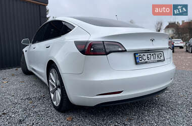 Седан Tesla Model 3 2019 в Дрогобичі