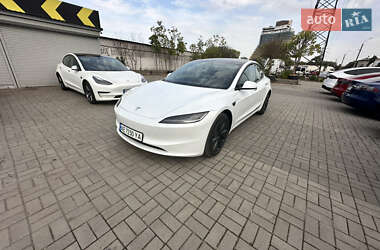 Седан Tesla Model 3 2024 в Дніпрі