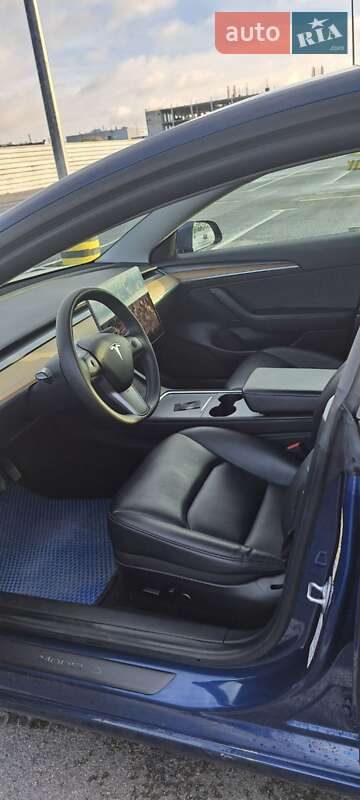 Седан Tesla Model 3 2022 в Миколаєві