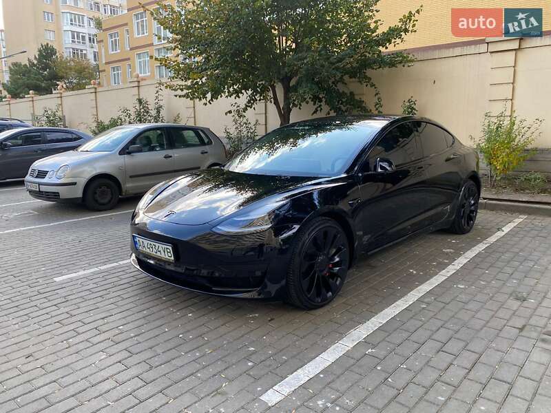 Седан Tesla Model 3 2018 в Одесі