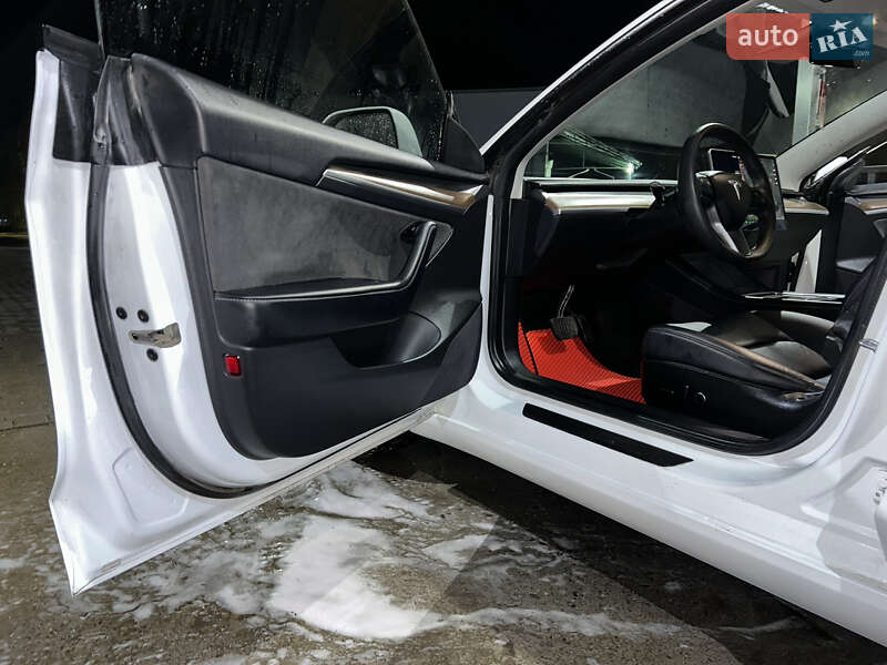 Седан Tesla Model 3 2021 в Виноградове фото 13 Седан Tesla Model 3 2021 в Виноградове