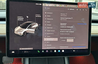 Седан Tesla Model 3 2021 в Виноградові