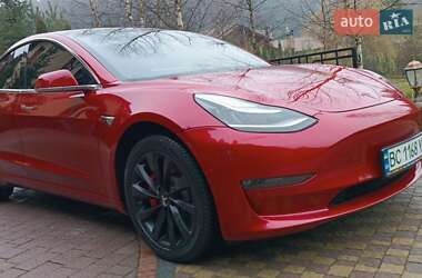 Седан Tesla Model 3 2018 в Львове