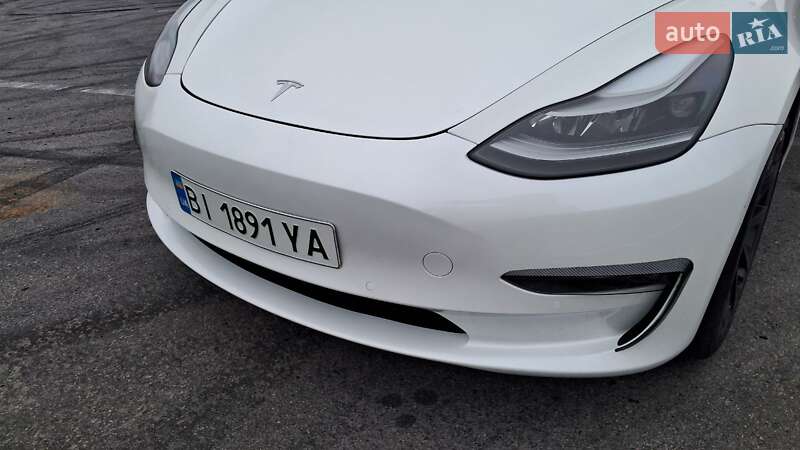 Седан Tesla Model 3 2021 в Полтаве