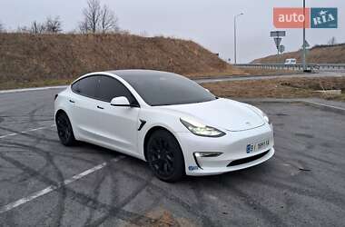 Седан Tesla Model 3 2021 в Полтаве